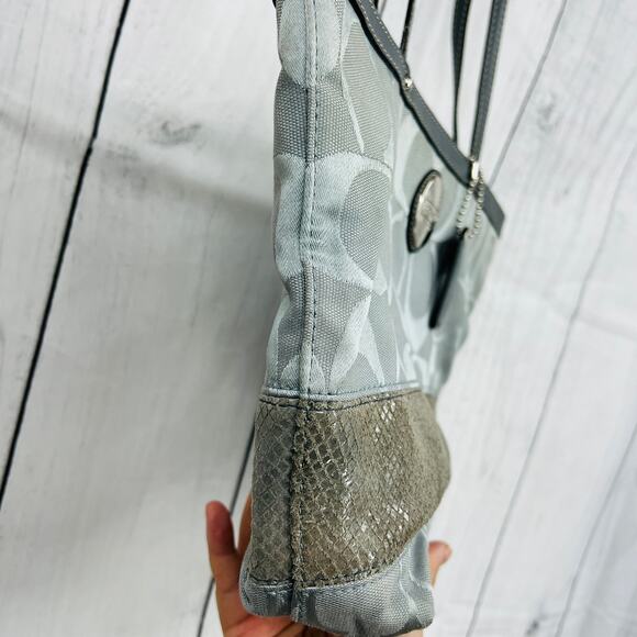 Coach gray signature stripe canvas leather tote shoulder bag purse F1126-F18365 - Picture 8 of 14